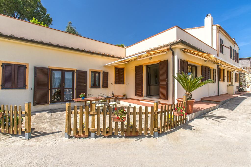 Appartamenti Bellavista By Helloelba Portoferraio Kültér fotó